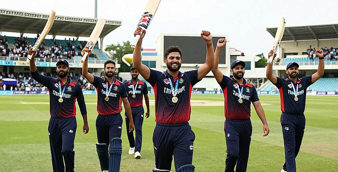 আর্মব্যান্ডের হাতবদল: টি-টোয়েন্টিতে নাহিদা আক্তারের নেতৃত্ব, আর স্কোরবুকে না-লেখা প্রশ্নগুলো