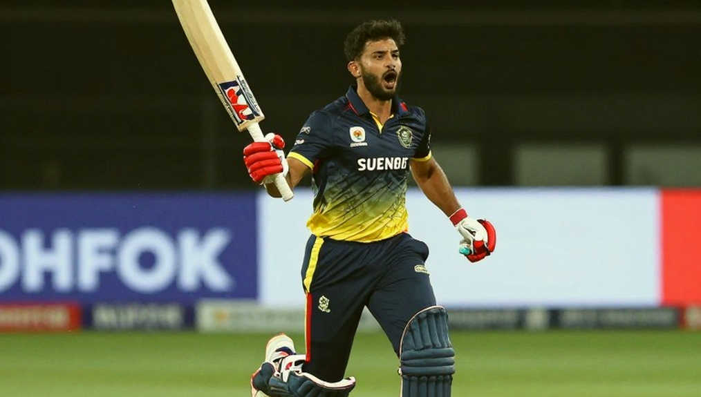 দলবদলের বাজারে অদেখা খাতা: বাংলাদেশের যুব ক্রিকেটারের দাম আসলে কে ঠিক করে