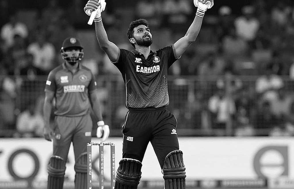 পাকিস্তানের সাদা বলের নেতৃত্বে পরিবর্তন: টি-টোয়েন্টিতে ফারহান, ওয়ানডেতে শাহিন